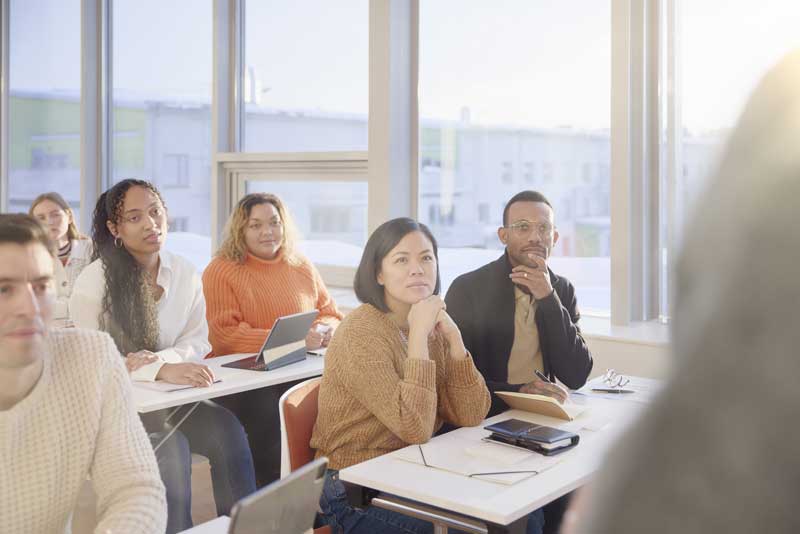 Introduktionsutbildning för bil hos en trafikskola